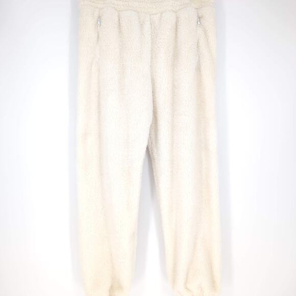 OFFLINE By Aerie Women's Fluffy Sherpa Cool White NWT Teddy Jogger Pants Size L - Picture 11 of 12